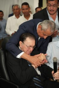 Com profundo pesar, recebi a notícia do falecimento de Haley Margon, um homem que marcou a história de Catalão e deixou um legado que jamais será esquecido.