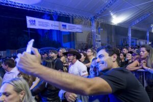 Jamil Calife e Prefeitura de Corumbaíba presenteiam população com grande show de Edson & Hudson nas comemorações dos 114 anos do município
